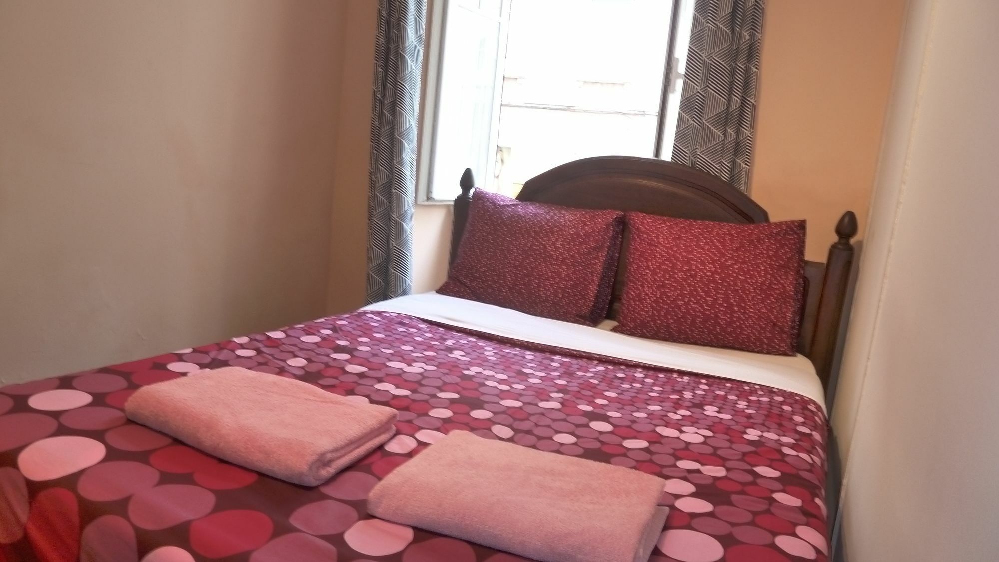 Midtown Guest House リスボン エクステリア 写真